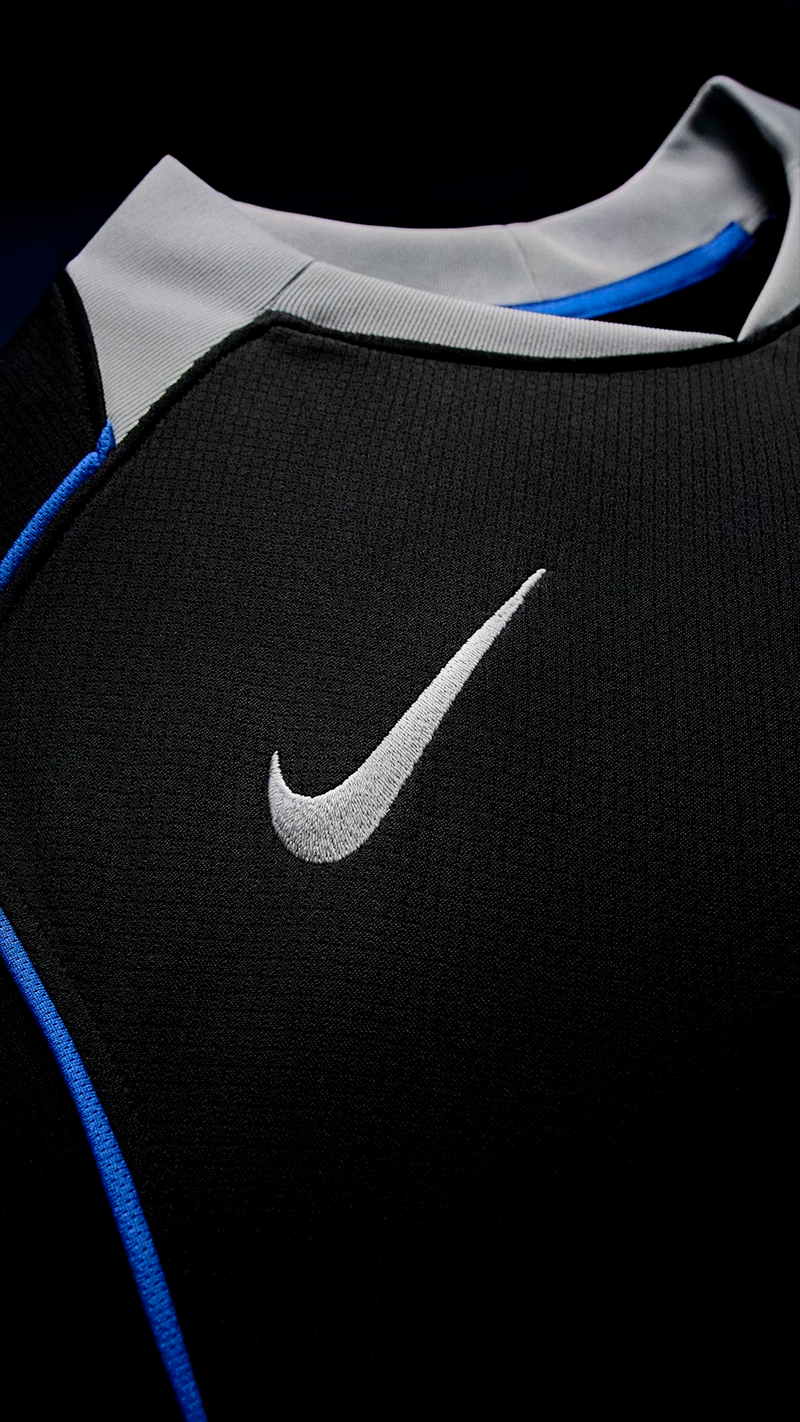 Camisa Chelsea lançamento total 90 (limitada)